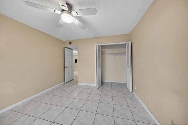 147 Deer Creek Boulevard 401, Deerfield Beach, FL 33442