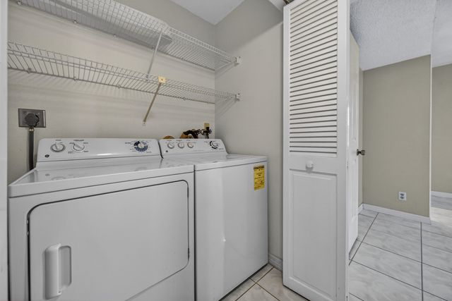 147 Deer Creek Boulevard 401, Deerfield Beach, FL 33442