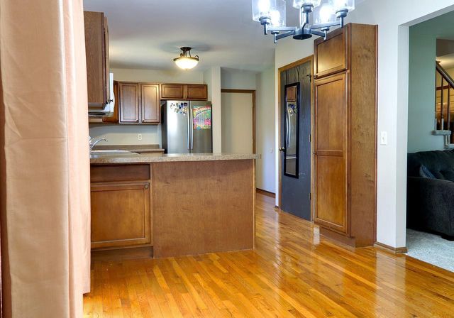 3205 CLOVE Drive, Madison, WI 53704