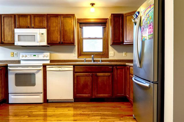 3205 CLOVE Drive, Madison, WI 53704