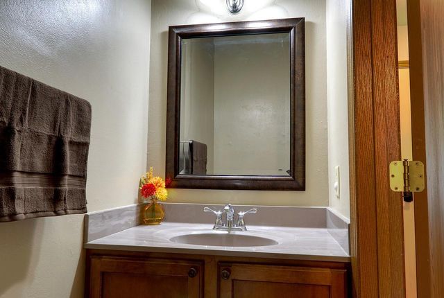 3205 CLOVE Drive, Madison, WI 53704