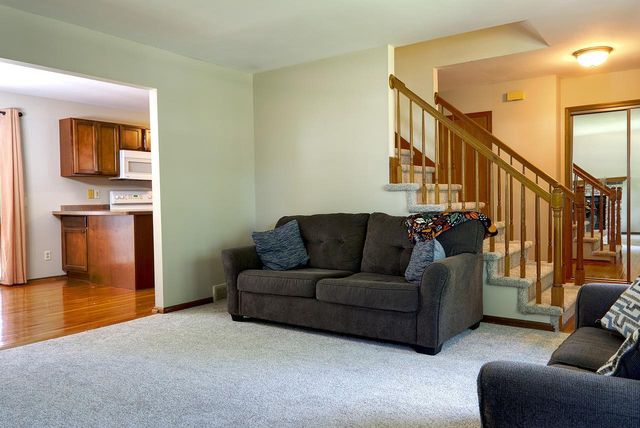 3205 CLOVE Drive, Madison, WI 53704