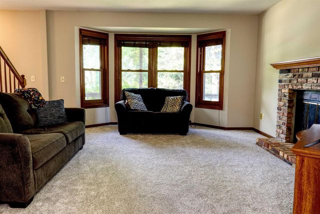 3205 CLOVE Drive, Madison, WI 53704
