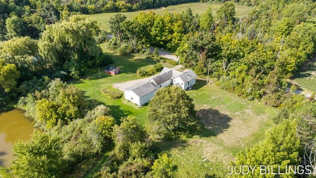 1317 68th Street, South Haven, MI 49090