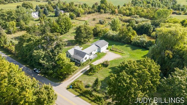 1317 68th Street, South Haven, MI 49090