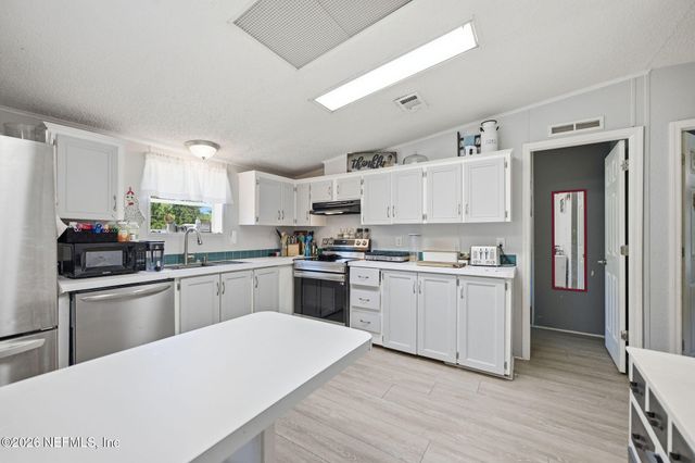 2689 SILVER CREEK Drive, Green Cove Springs, FL 32043