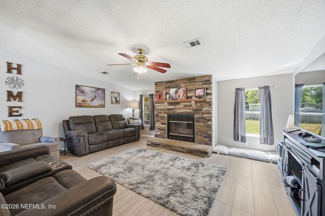 2689 SILVER CREEK Drive, Green Cove Springs, FL 32043