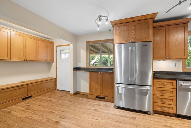 336 E Joliet Highway, New Lenox, IL 60451