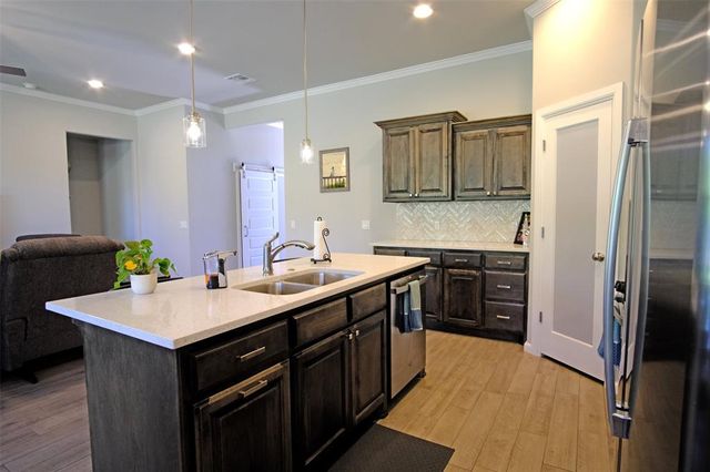 14129 Upper Village Drive, Piedmont, OK 73078