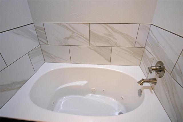 14129 Upper Village Drive, Piedmont, OK 73078