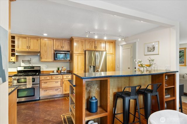 20331 83rd Avenue W, Edmonds, WA 98026