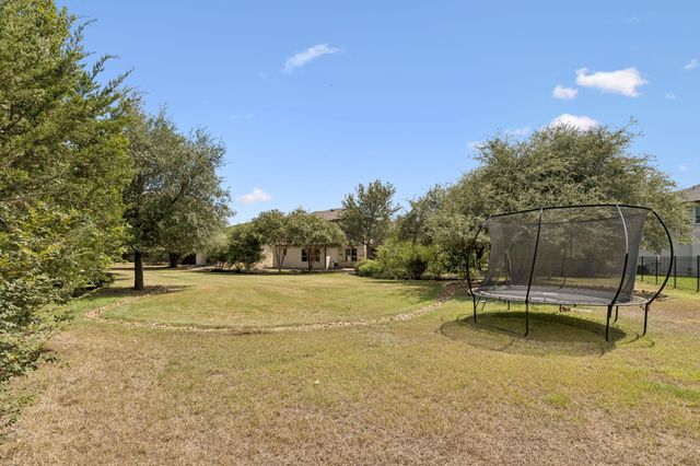 408 Old Pecan LN, Leander, TX 78641