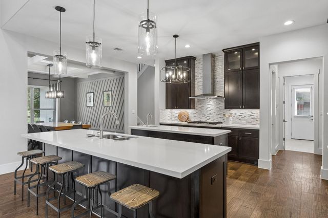 408 Old Pecan LN, Leander, TX 78641