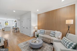 3923 ROLAND AVE, Baltimore, MD 21211