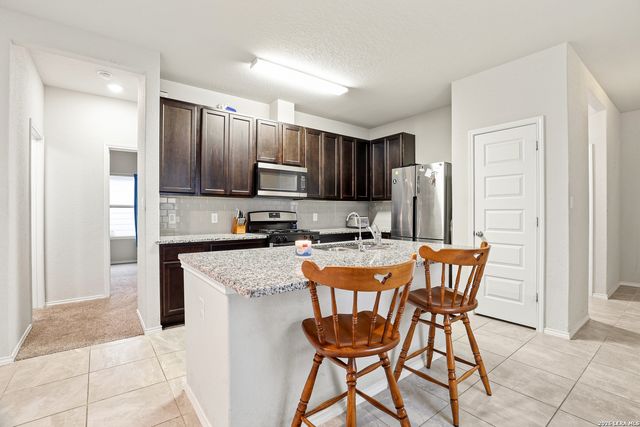 5314 RILEY WAY, St Hedwig, TX 78152