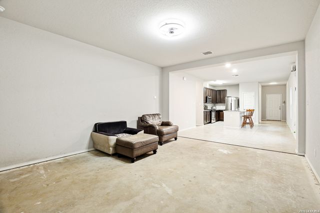 5314 RILEY WAY, St Hedwig, TX 78152