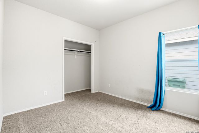 5314 RILEY WAY, St Hedwig, TX 78152