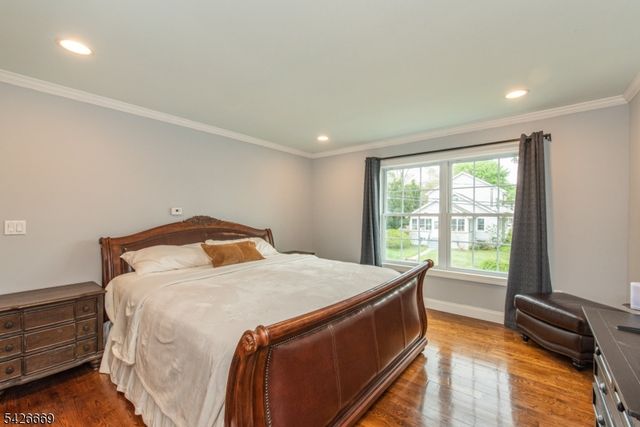 29 Van Duyne Ave, Wayne Twp., NJ 07470