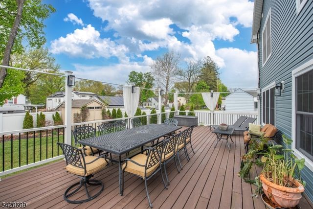 29 Van Duyne Ave, Wayne Twp., NJ 07470