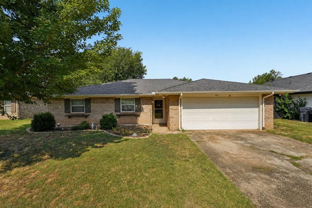 8005 Wilshire Hills Drive, Oklahoma City, OK 73132