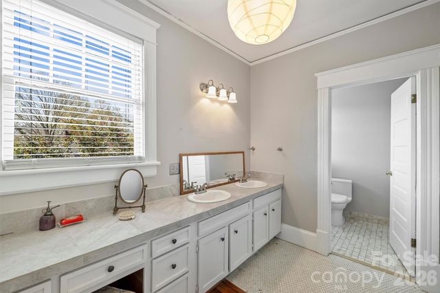 1818 Lennox Avenue, Charlotte, NC 28203