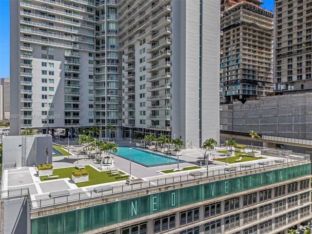690 SW 1st Court 2122, Miami, FL 33130