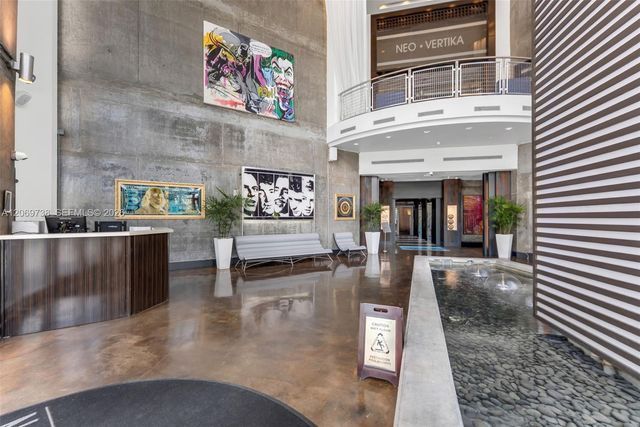 690 SW 1st Court 2122, Miami, FL 33130