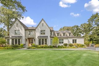 590 Briar Lane, Northfield, IL 60093