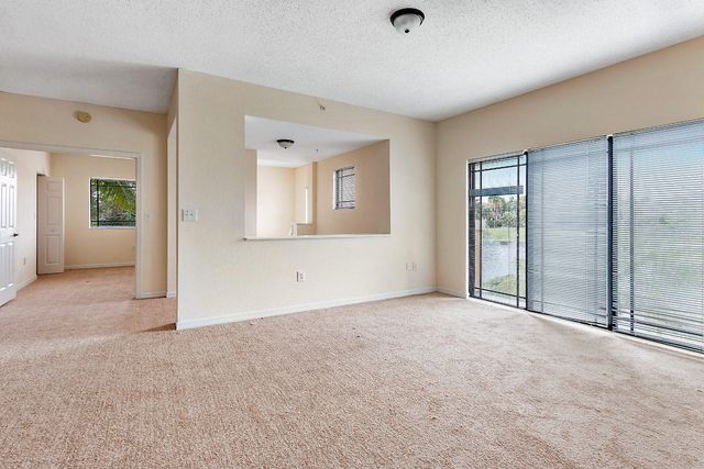 2917 Tuscany Court 116, Palm Beach Gardens, FL 33410