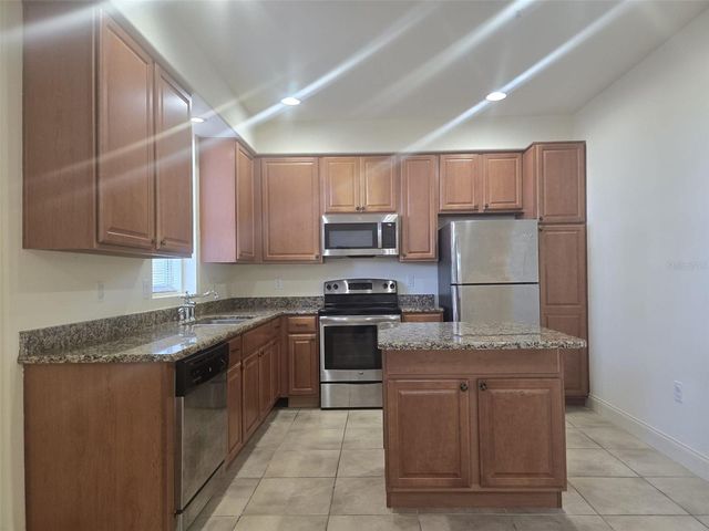 2520 BELLA VISTA DRIVE, Davenport, FL 33897