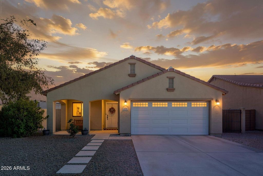 4729 E AUSTIN Lane, San Tan Valley, AZ 85140 — exterior