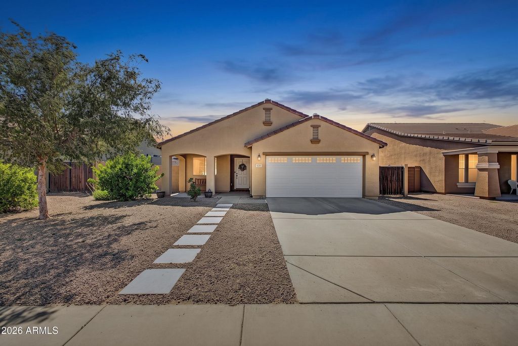 4729 E AUSTIN Lane, San Tan Valley, AZ 85140 — photo 2