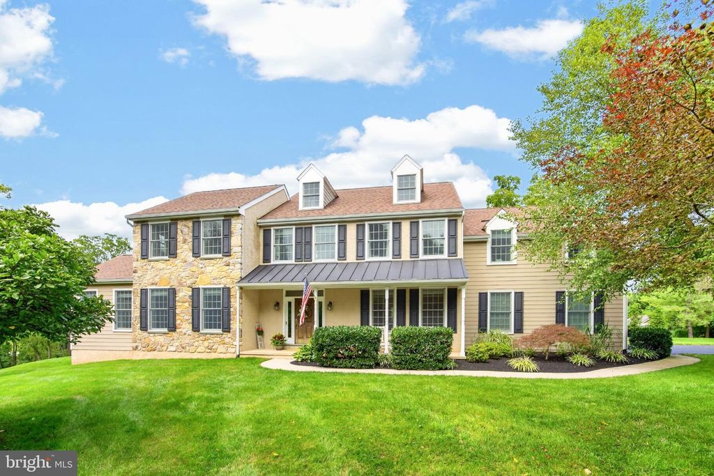 595 OLD STATE RD #, ROYERSFORD, PA 19468 — exterior