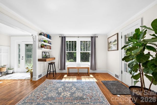29 Chance Cove Lane, Asheville, NC 28806