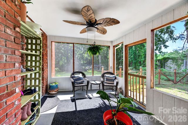 29 Chance Cove Lane, Asheville, NC 28806