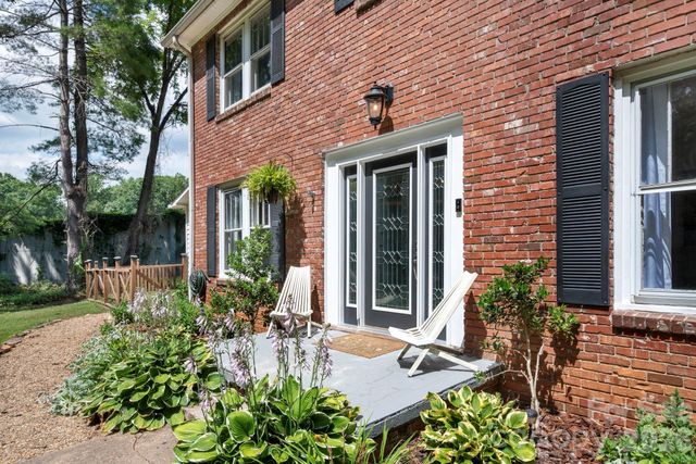 29 Chance Cove Lane, Asheville, NC 28806