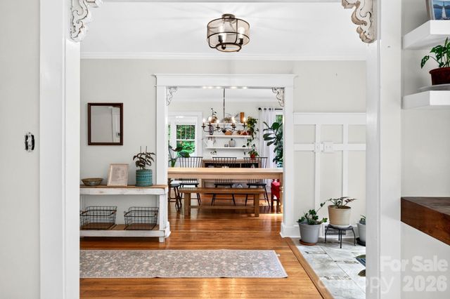 29 Chance Cove Lane, Asheville, NC 28806