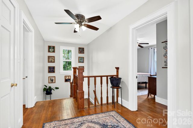 29 Chance Cove Lane, Asheville, NC 28806