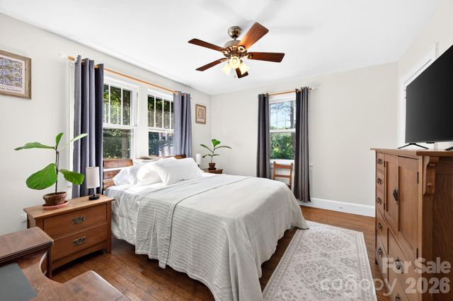 29 Chance Cove Lane, Asheville, NC 28806