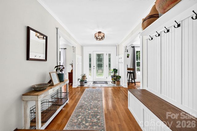 29 Chance Cove Lane, Asheville, NC 28806