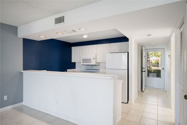 2140 Spyglass Lane 116, Vero Beach, FL 32963