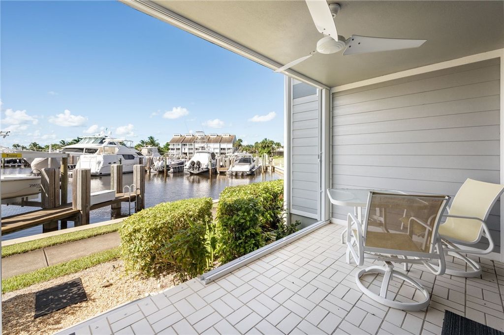 2140 Spyglass Lane 116, Vero Beach, FL 32963