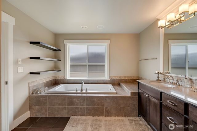 619 Graham Avenue NE, Renton, WA 98059