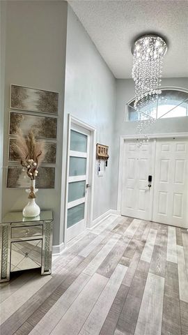 6471 NW 41st Ter, Coconut Creek, FL 33073