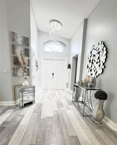 6471 NW 41st Ter, Coconut Creek, FL 33073