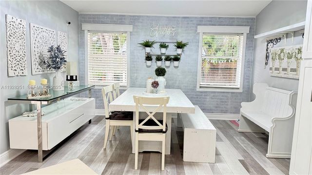 6471 NW 41st Ter, Coconut Creek, FL 33073