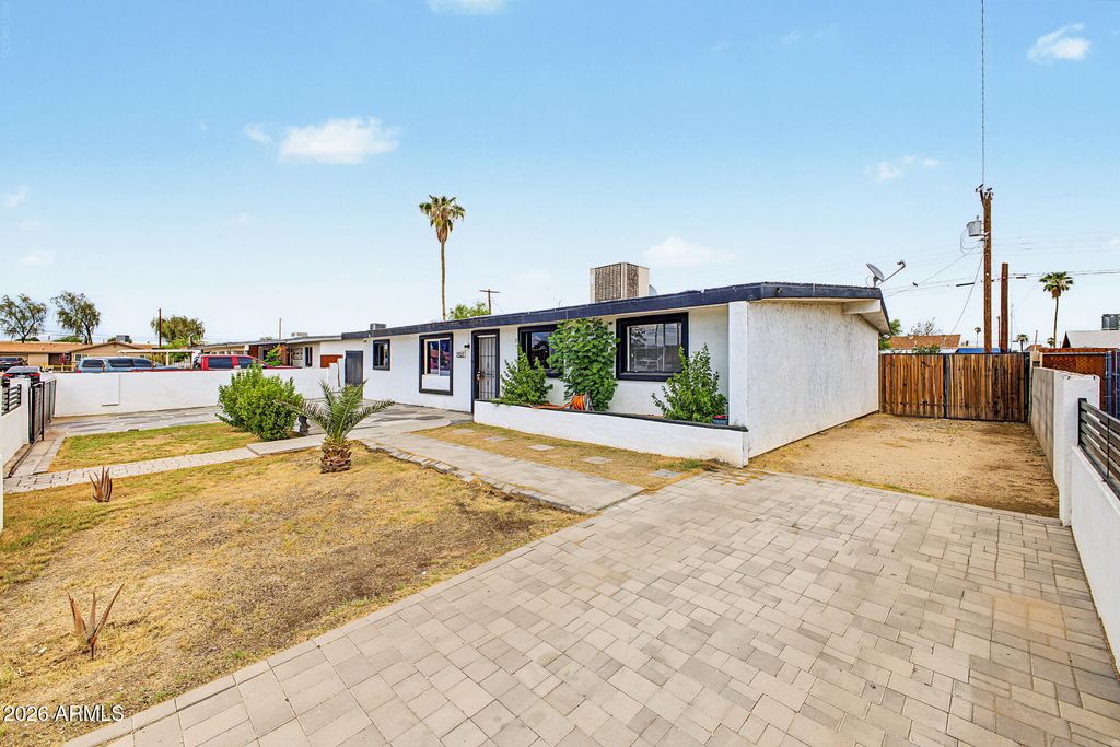 3815 N 50TH Drive, Phoenix, AZ 85031 — photo 5