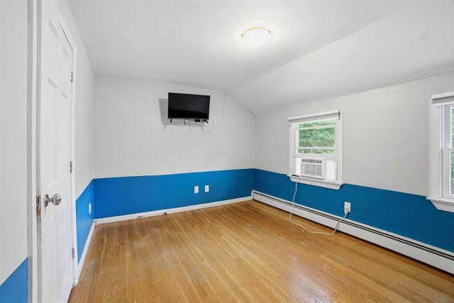 118 Chase Road, Londonderry, NH 03053