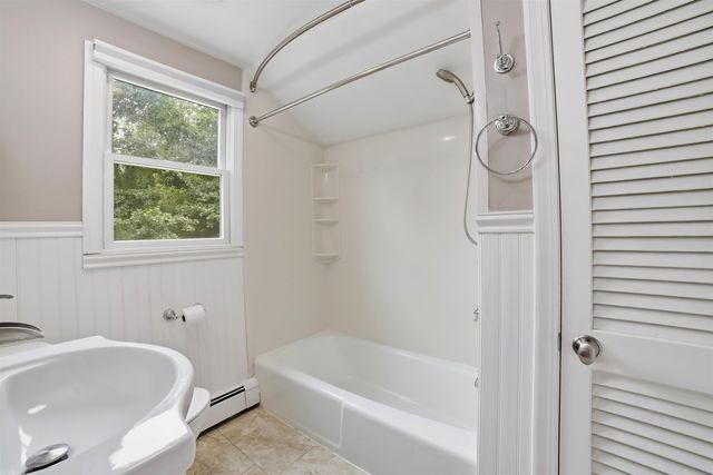 118 Chase Road, Londonderry, NH 03053