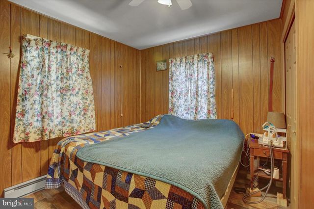 712 STANLEY AVENUE, Chambersburg, PA 17201